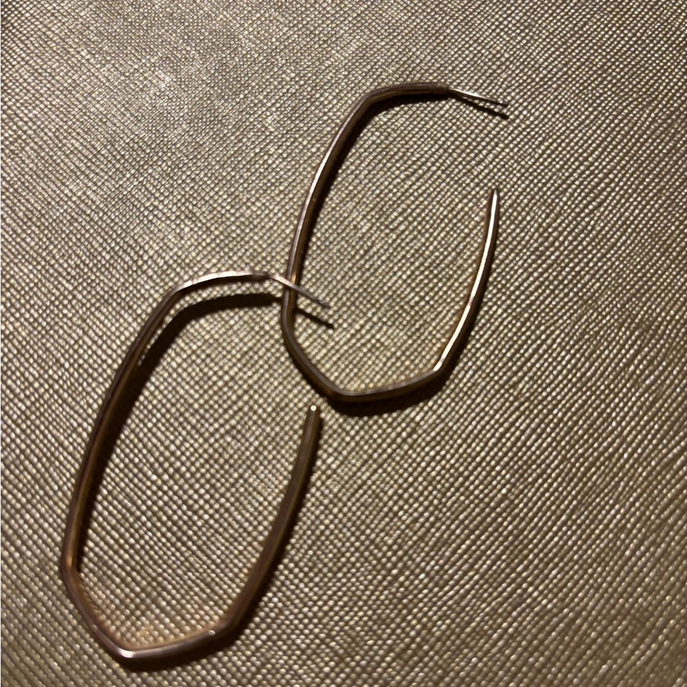 Kendra Scott rose gold Danielle hoop